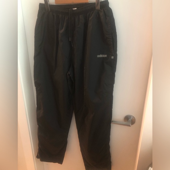 ADIDAS L - Picture 5 of 8